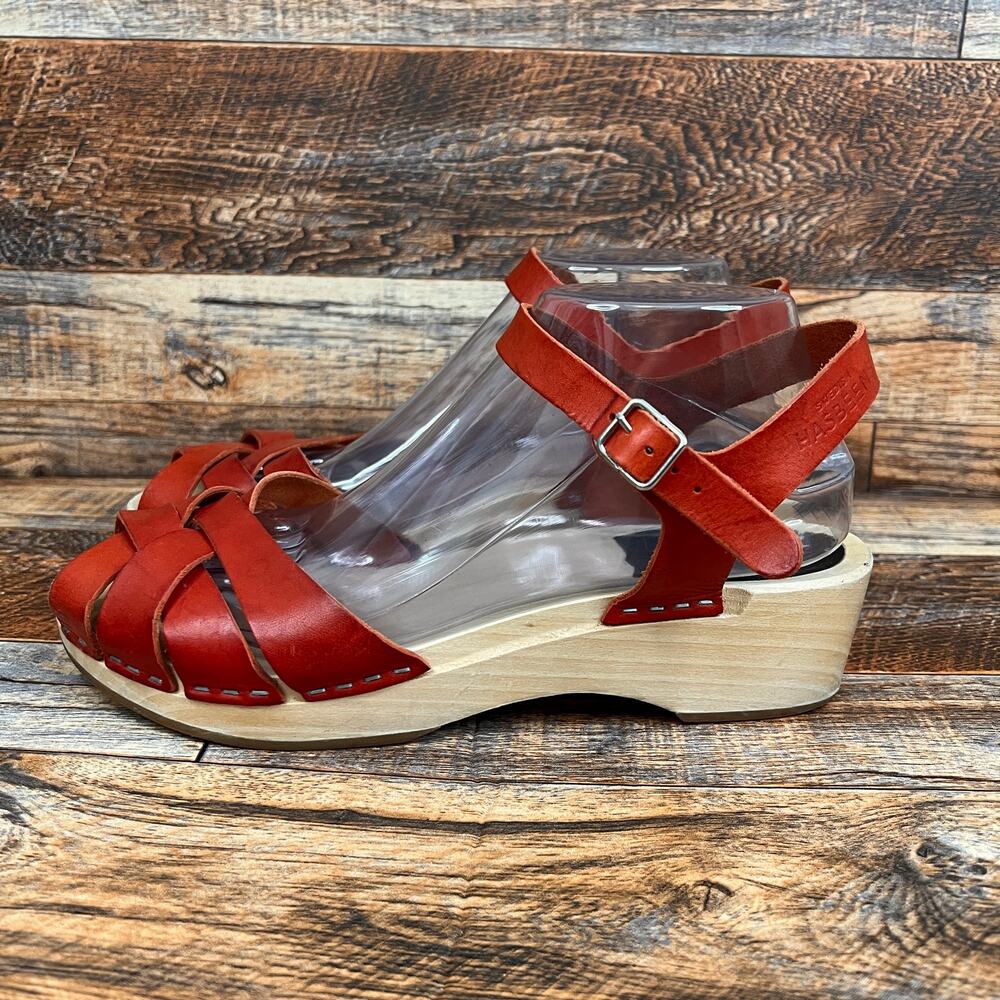 Swedish Hasbeens Magdalena Red Leather Clog Sandals Women's 10 EU 40 Shoes - Picture 2 of 12